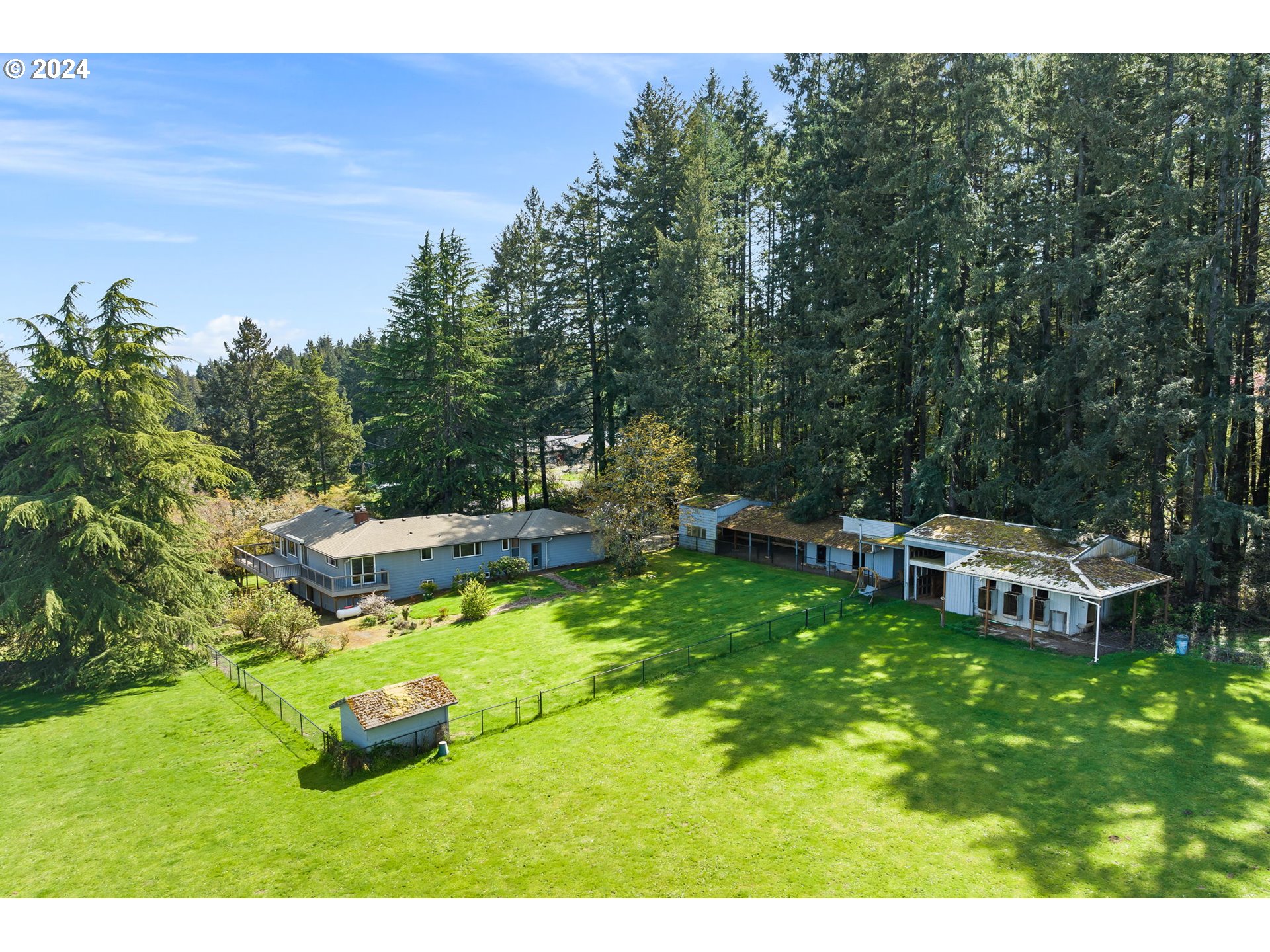 18585 SW NEUGEBAUER RD