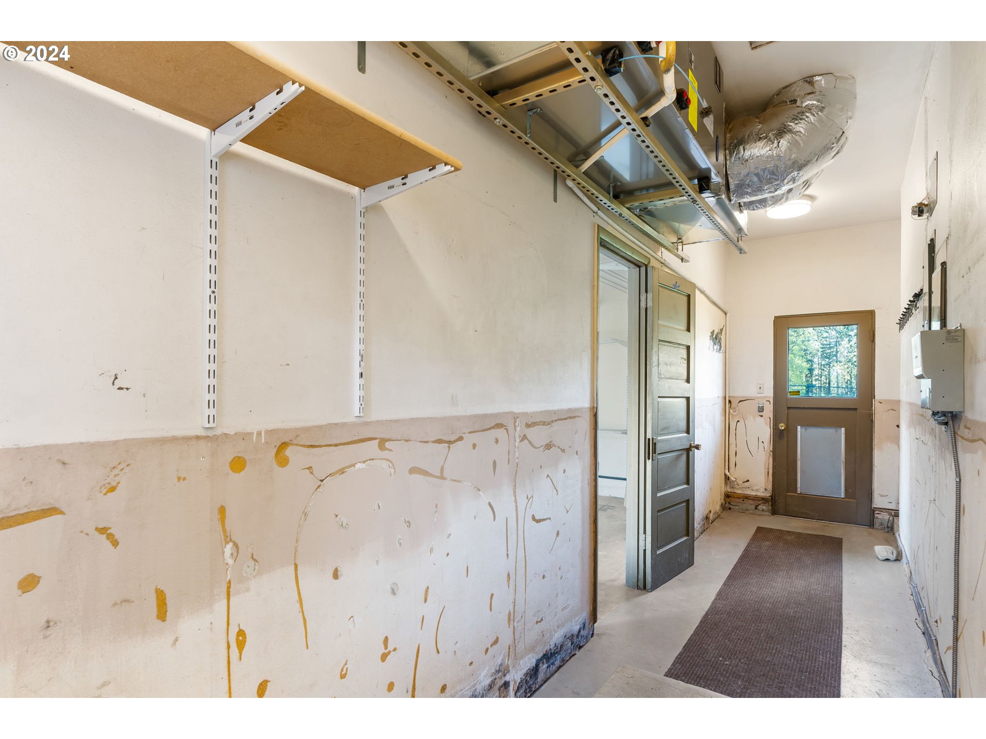 18585 SW NEUGEBAUER RD