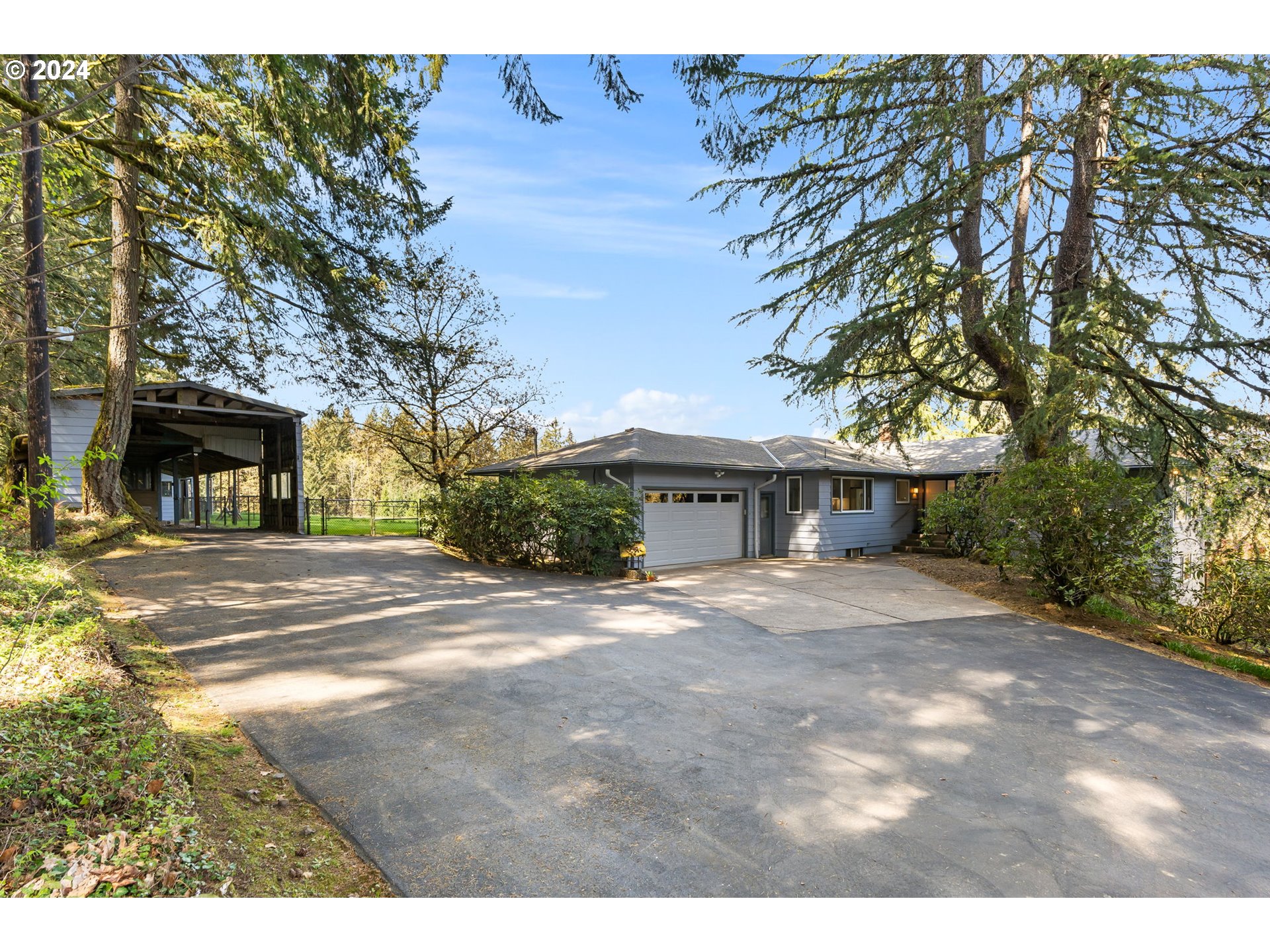 18585 SW NEUGEBAUER RD