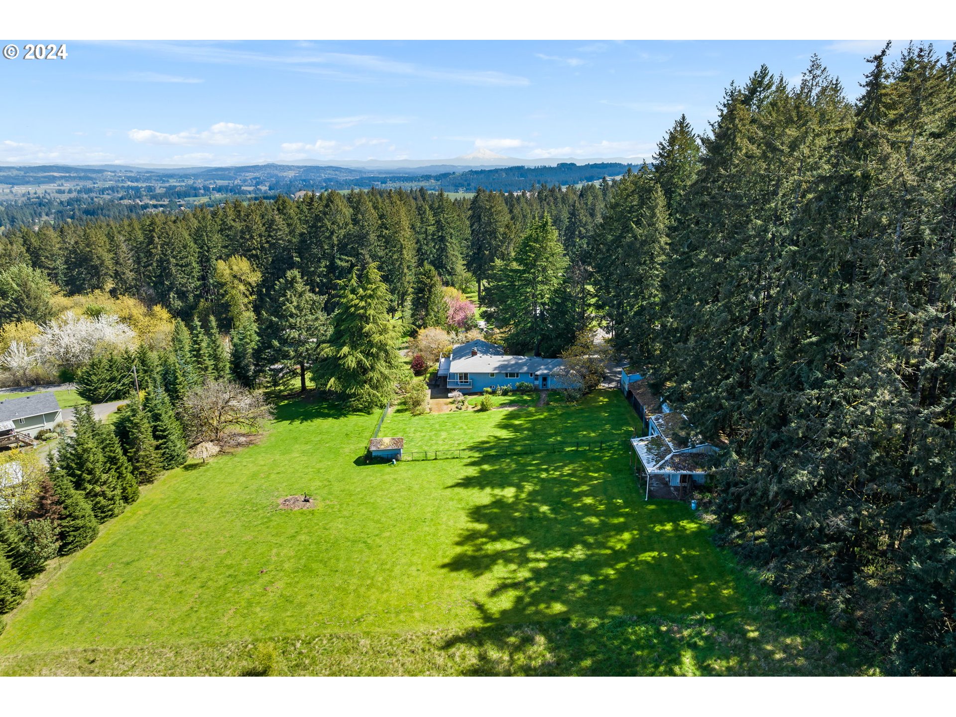 18585 SW NEUGEBAUER RD