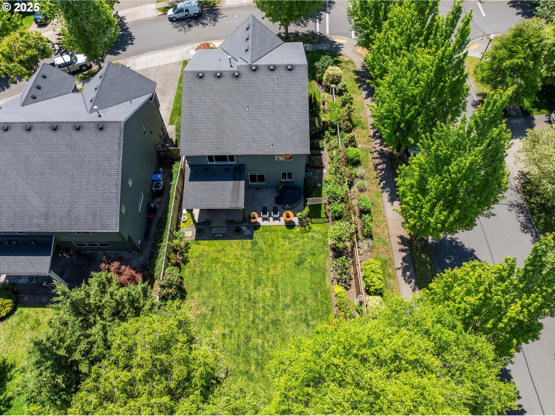 18289 SW MAIDENFERN LN