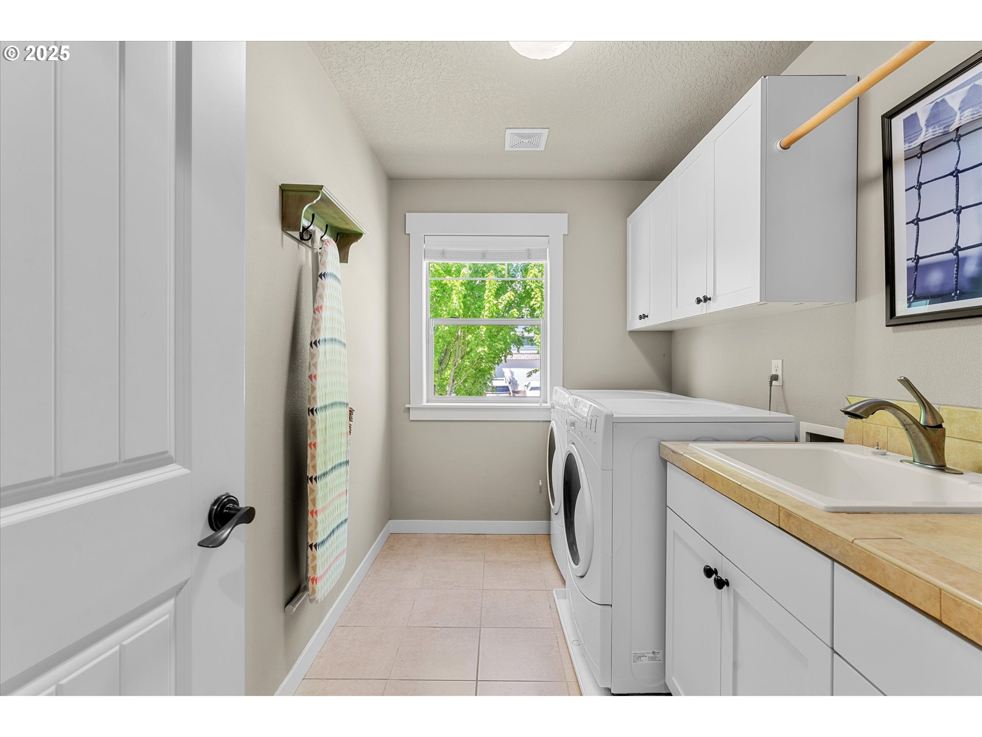 18289 SW MAIDENFERN LN