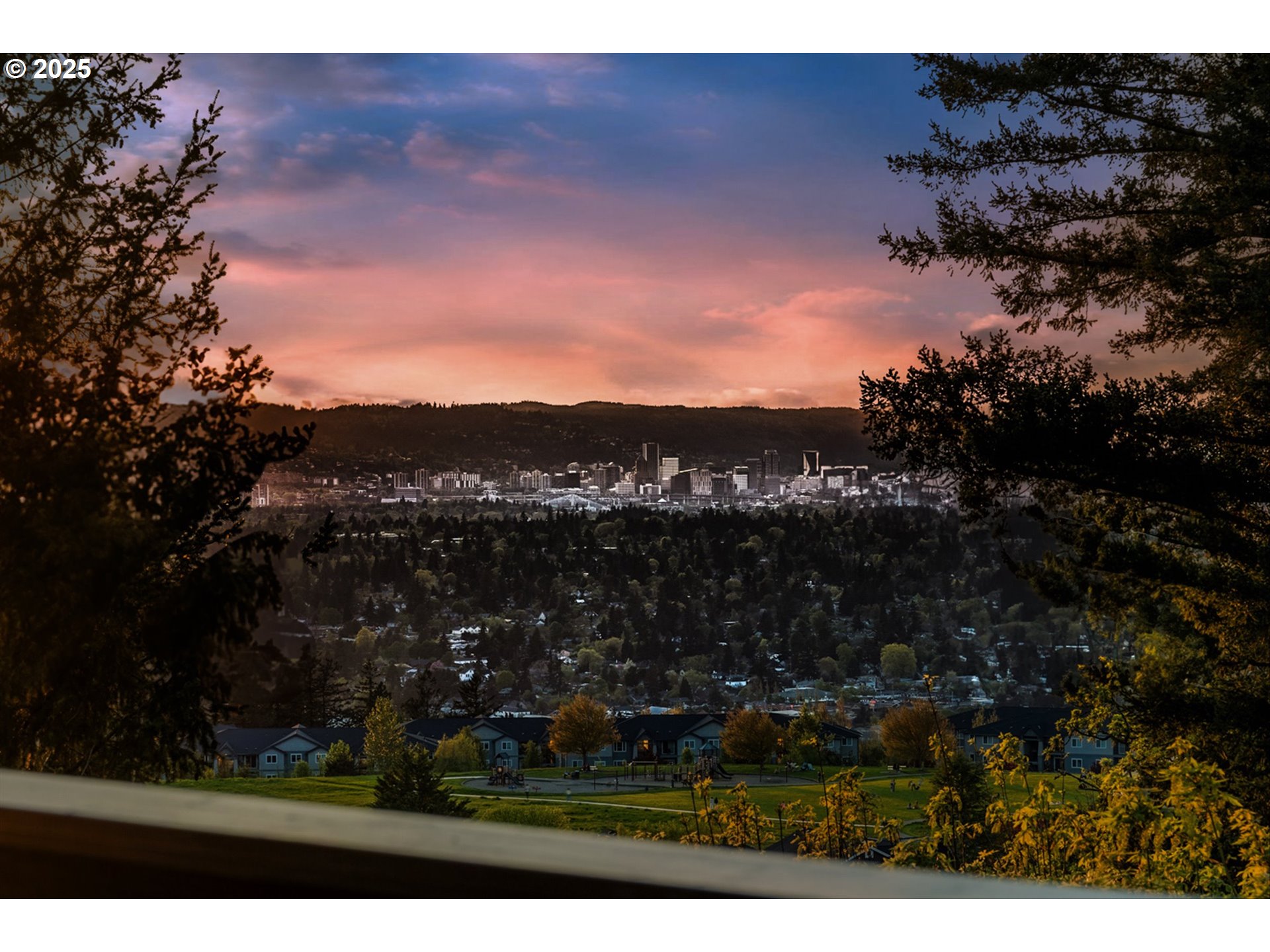 10359 SE QUAILRIDGE DR