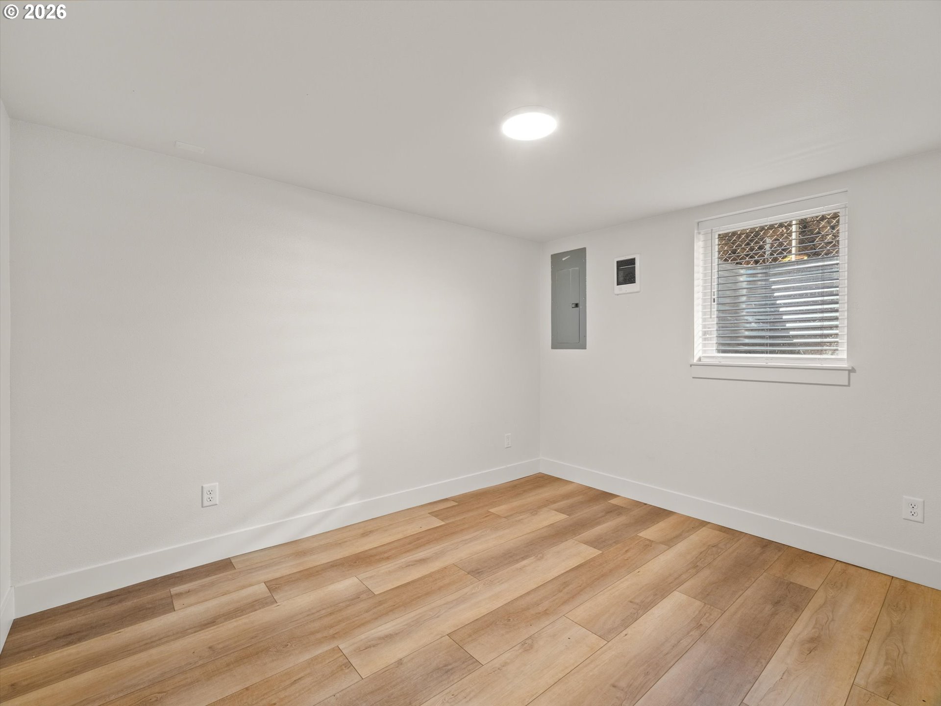 6144 N WILLAMETTE BLVD