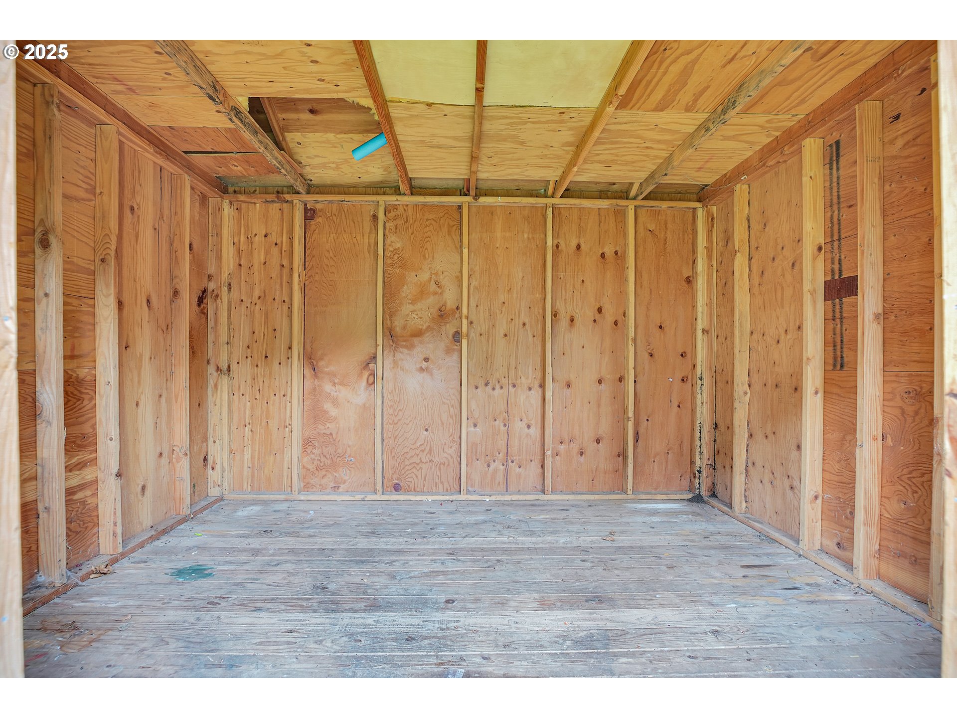 4698 BLACK FOREST CT