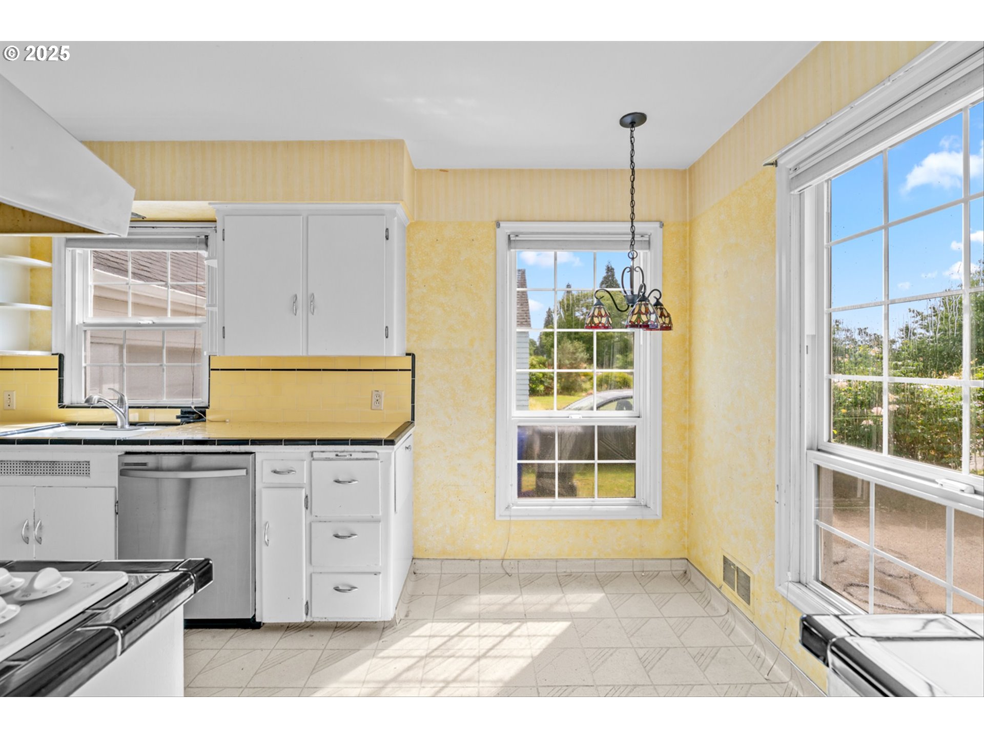 4715 N WILLAMETTE BLVD