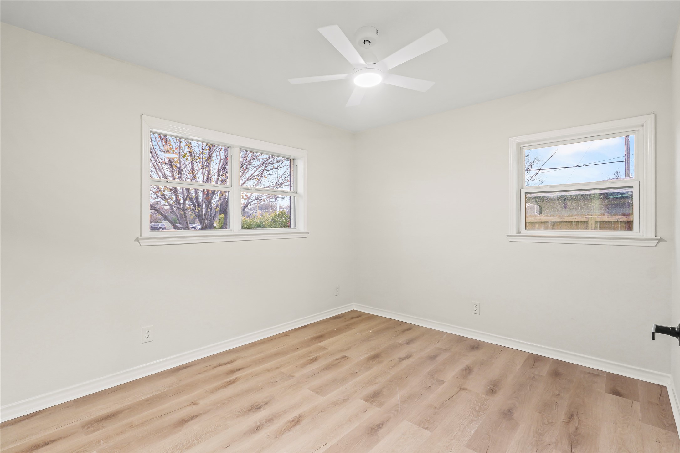 6507/6509 E Mockingbird Lane