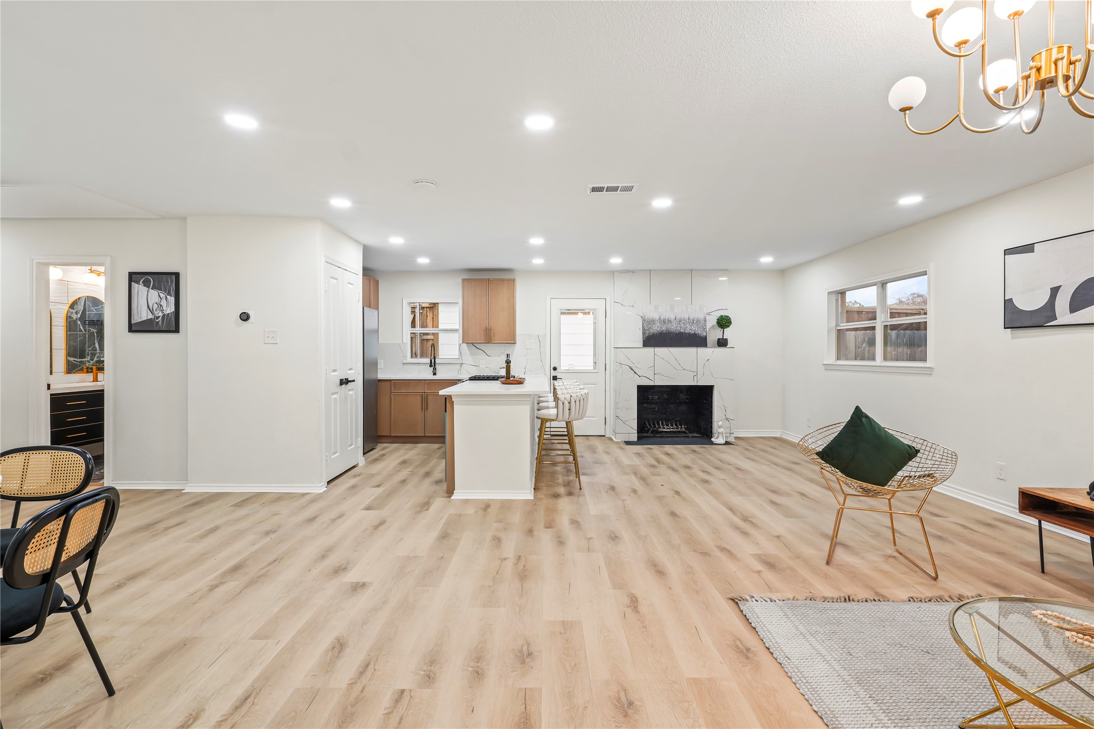 6507/6509 E Mockingbird Lane