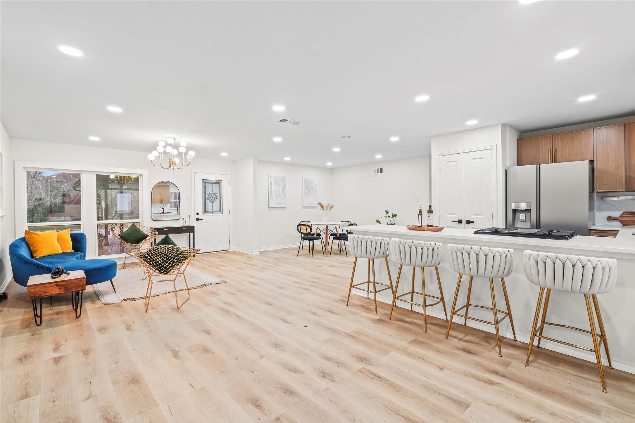 6507/6509 E Mockingbird Lane