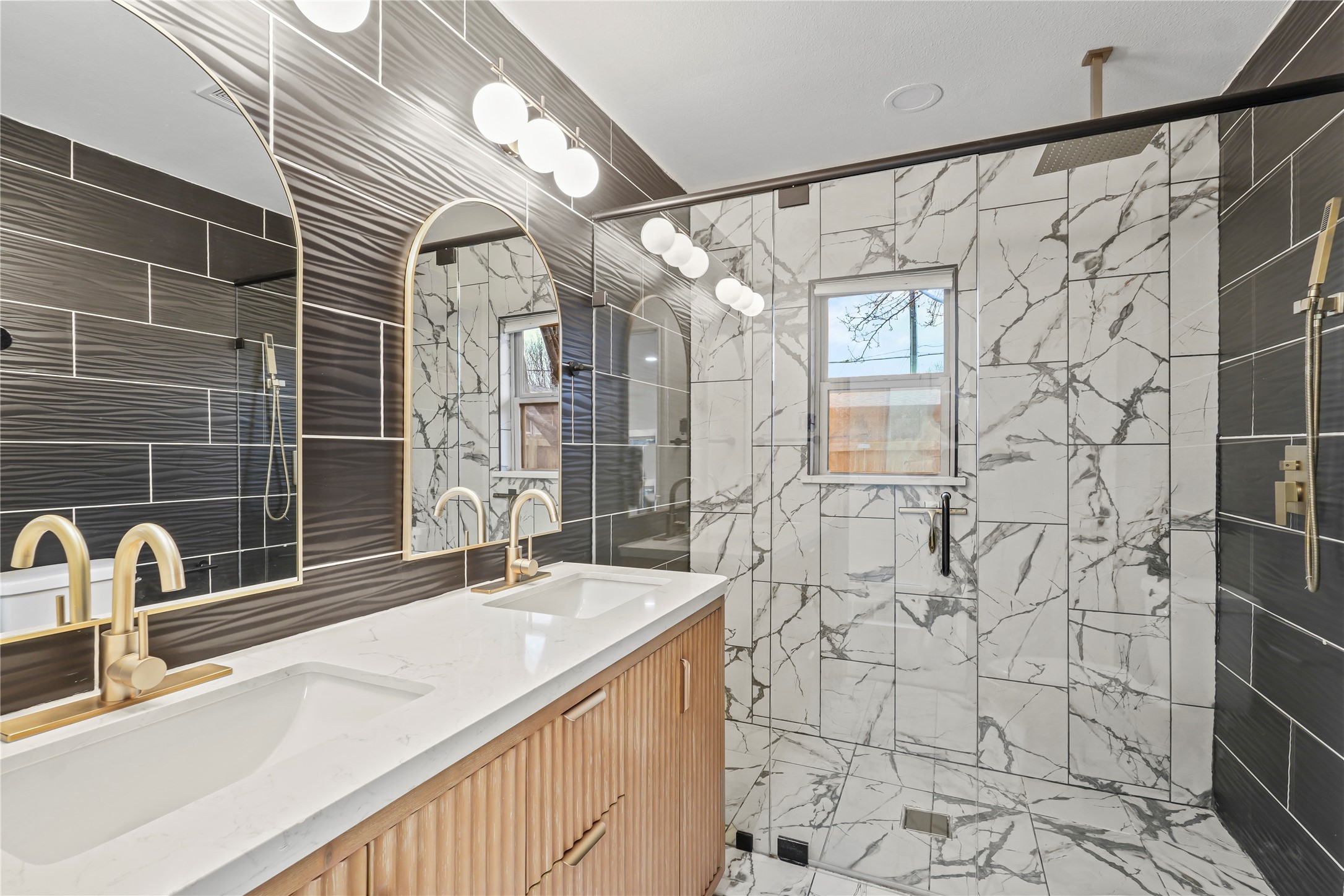 6507/6509 E Mockingbird Lane