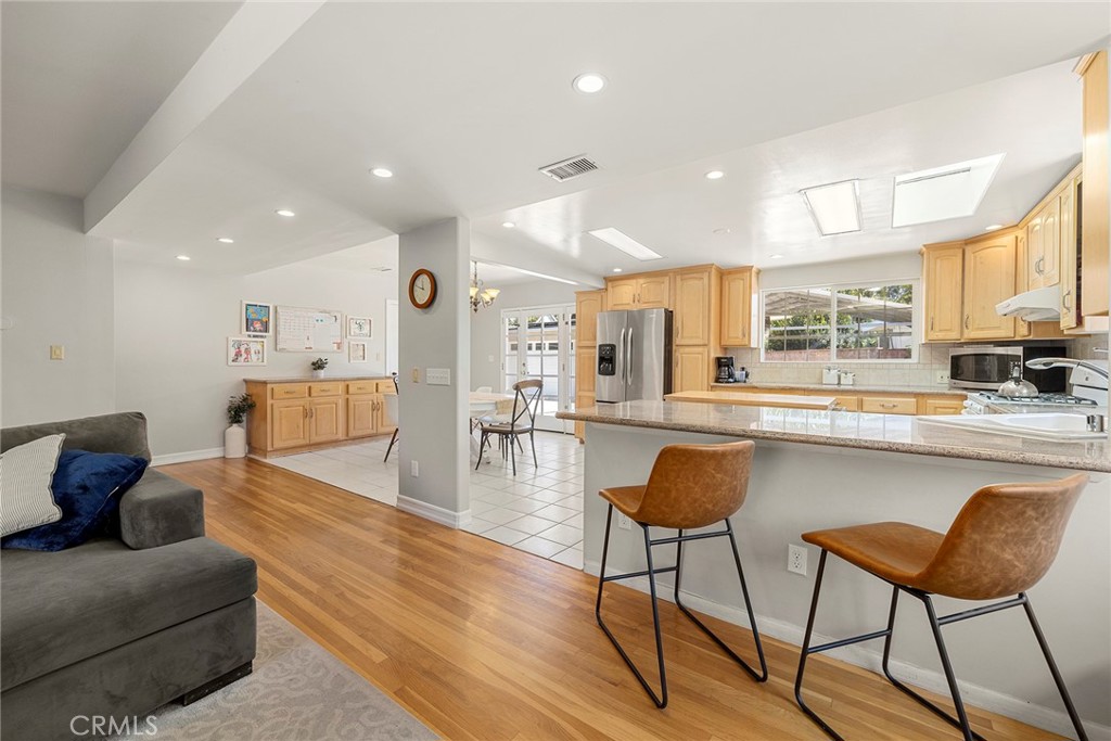 924 Sierra Vista Dr