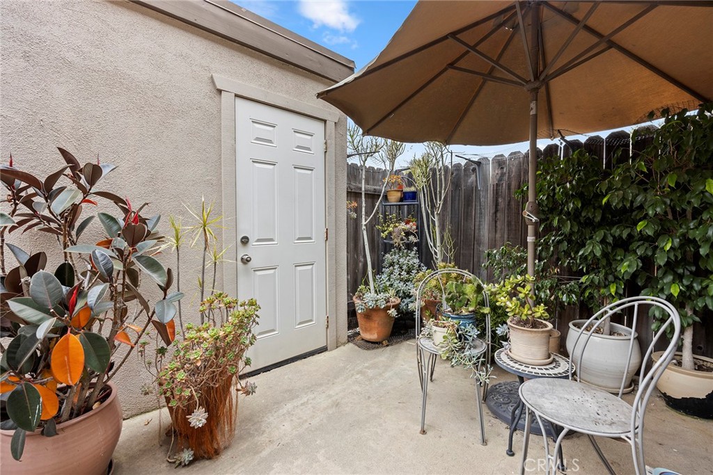 3733 N Harbor Boulevard 74