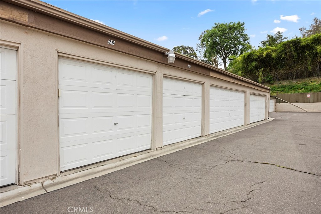 3733 N Harbor Boulevard 74