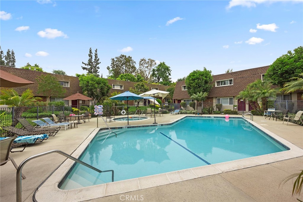 3733 N Harbor Boulevard 74