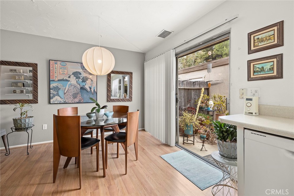 3733 N Harbor Boulevard 74