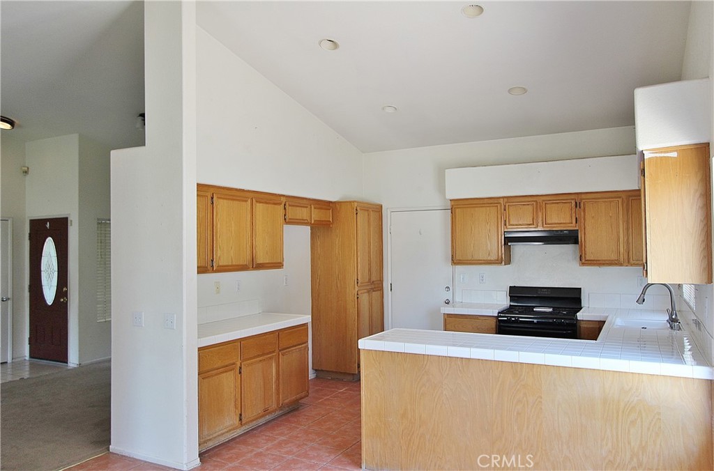 829 Canary Lane