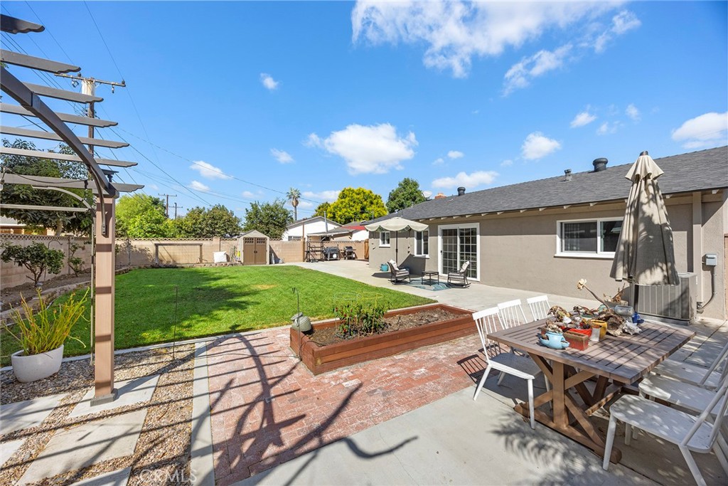 3316 W Stonybrook Drive