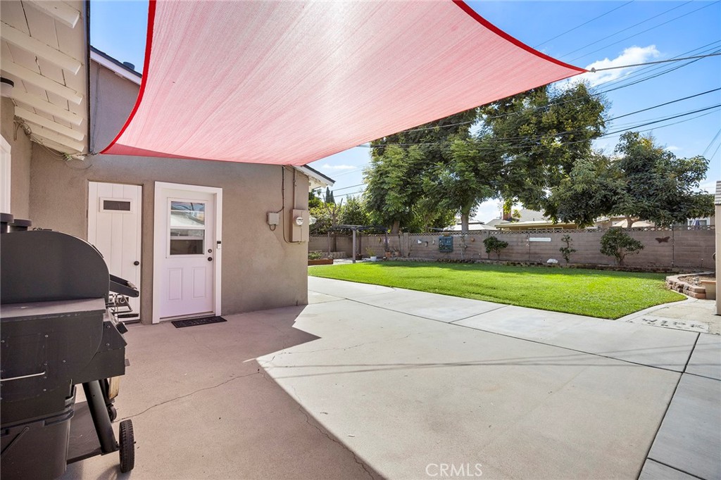 3316 W Stonybrook Drive