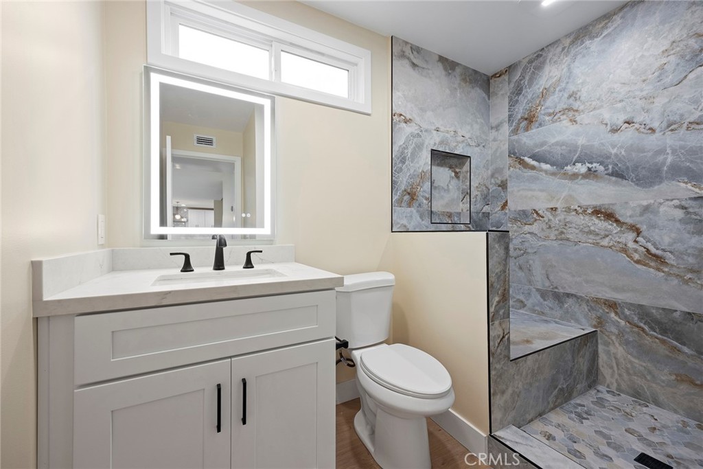 3045 Greenview Place