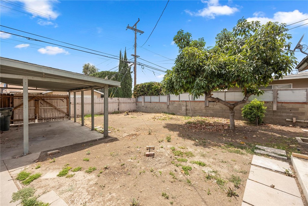 1208 E Commonwealth Avenue