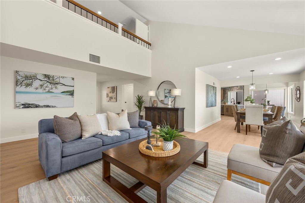 3412 E Longridge Drive