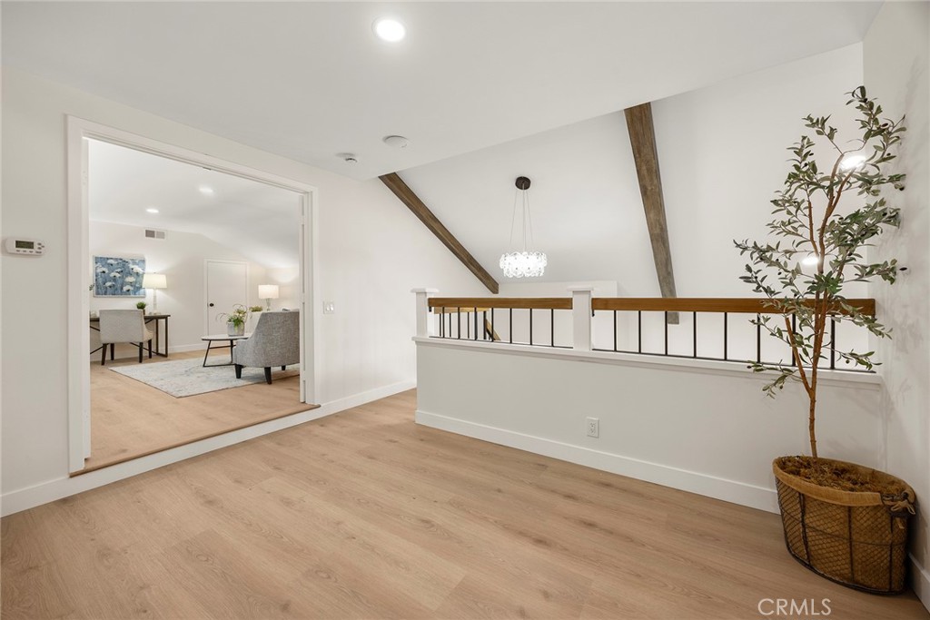 3412 E Longridge Drive