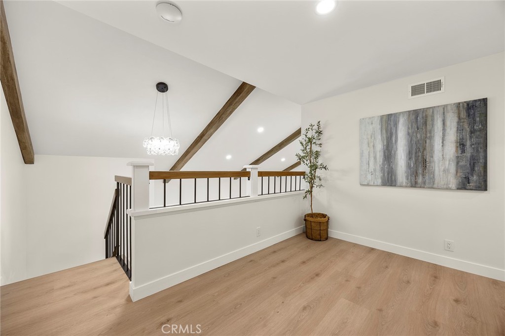 3412 E Longridge Drive