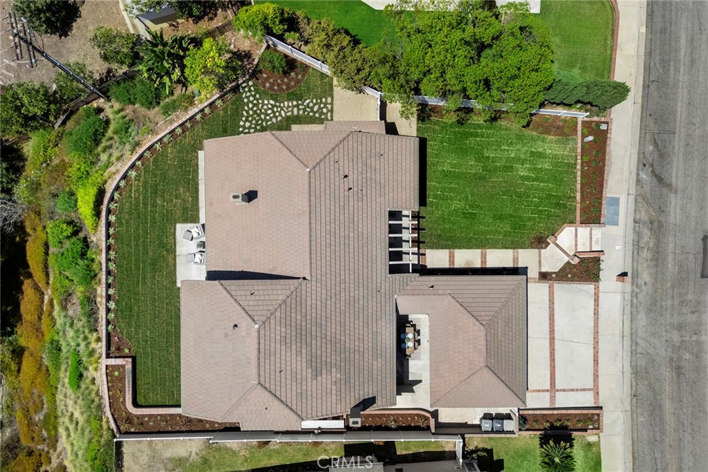 3412 E Longridge Drive