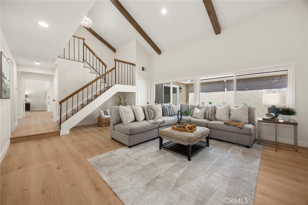 3412 E Longridge Drive