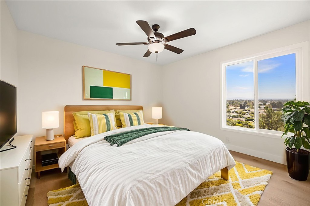 3412 E Longridge Drive