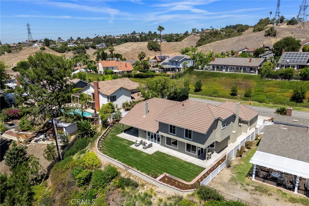 3412 E Longridge Drive