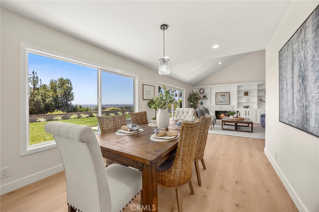 3412 E Longridge Drive