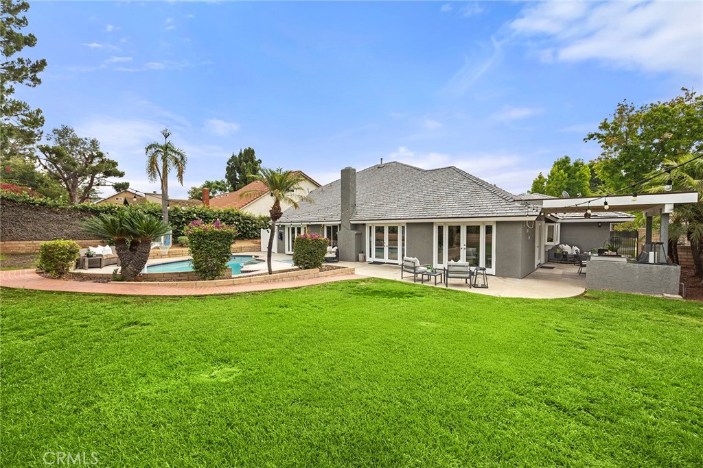 4971 Oak Tree Court