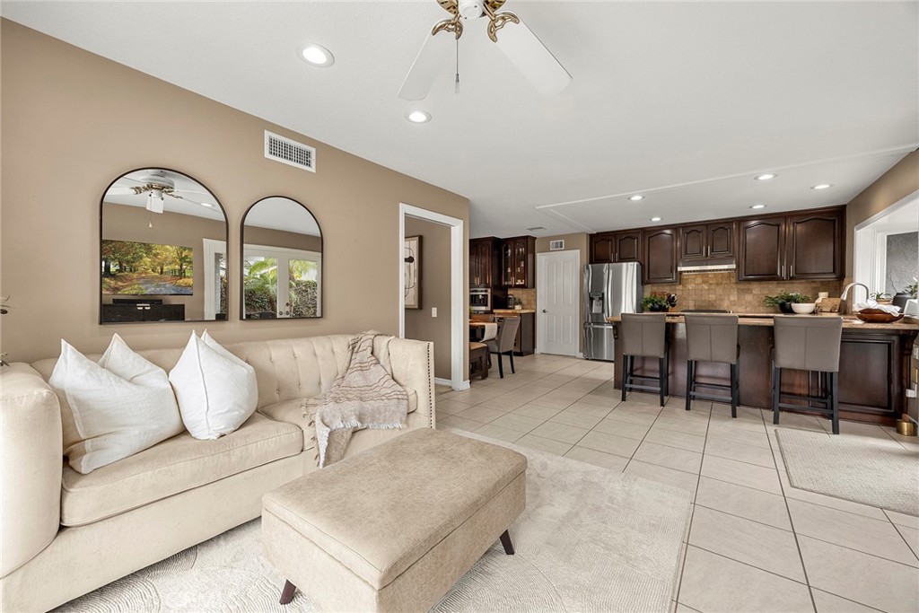 4971 Oak Tree Court