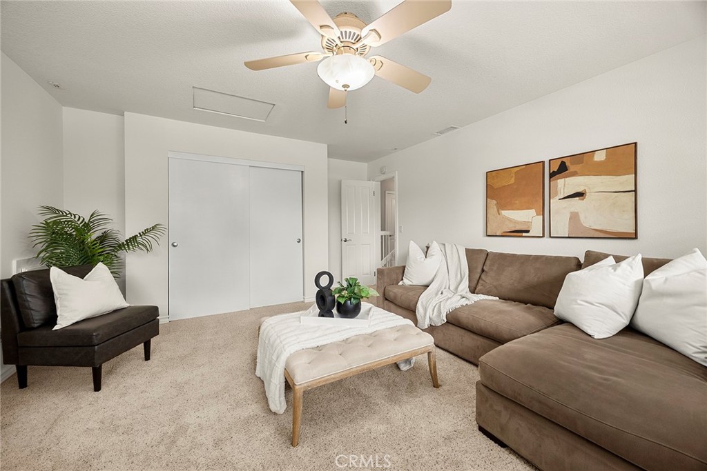4971 Oak Tree Court