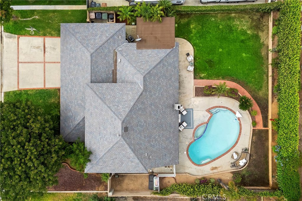 4971 Oak Tree Court