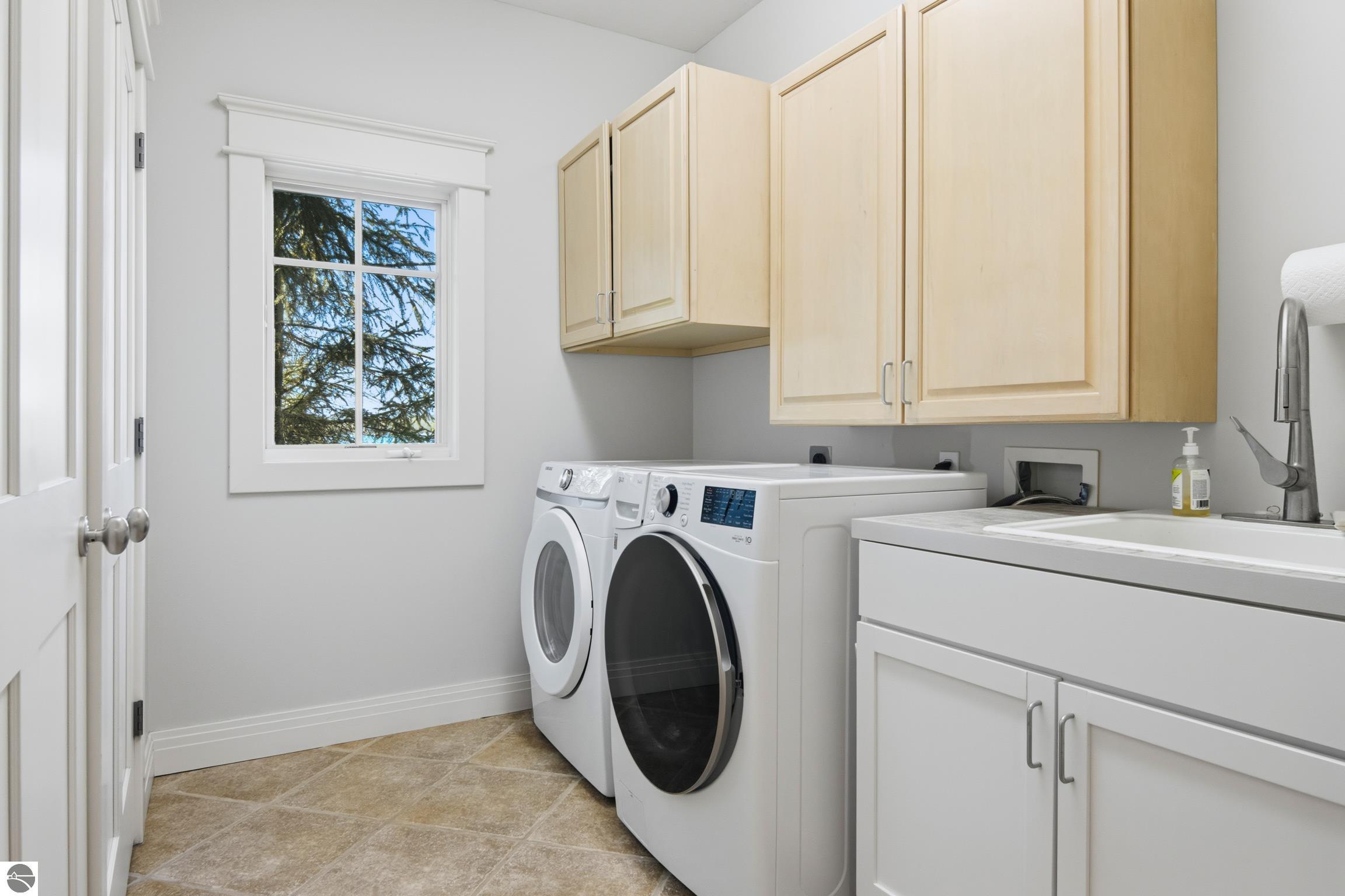 3930 Thierry Circle