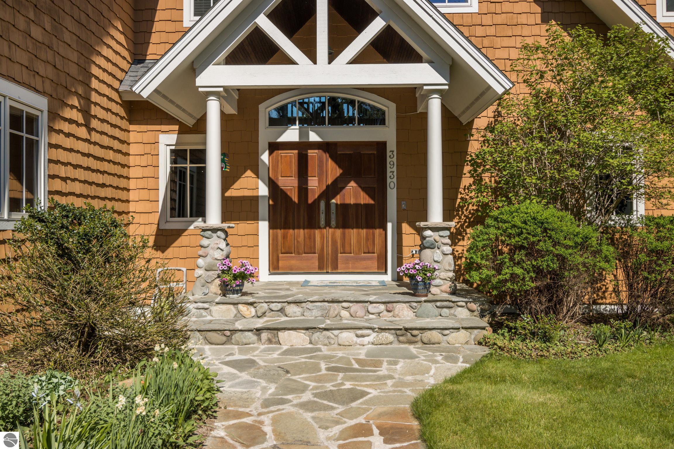 3930 Thierry Circle
