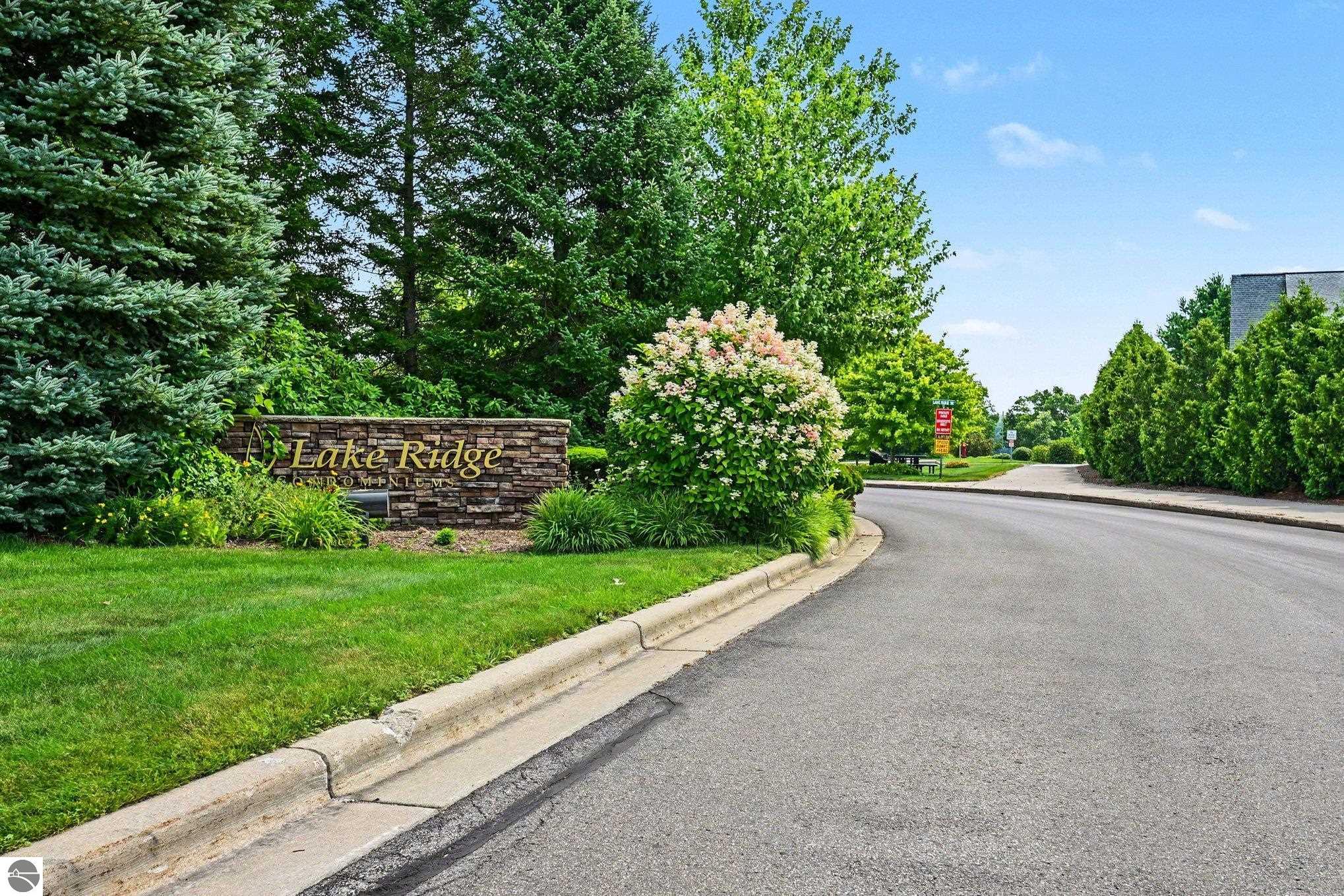 1011 Lake Ridge Drive