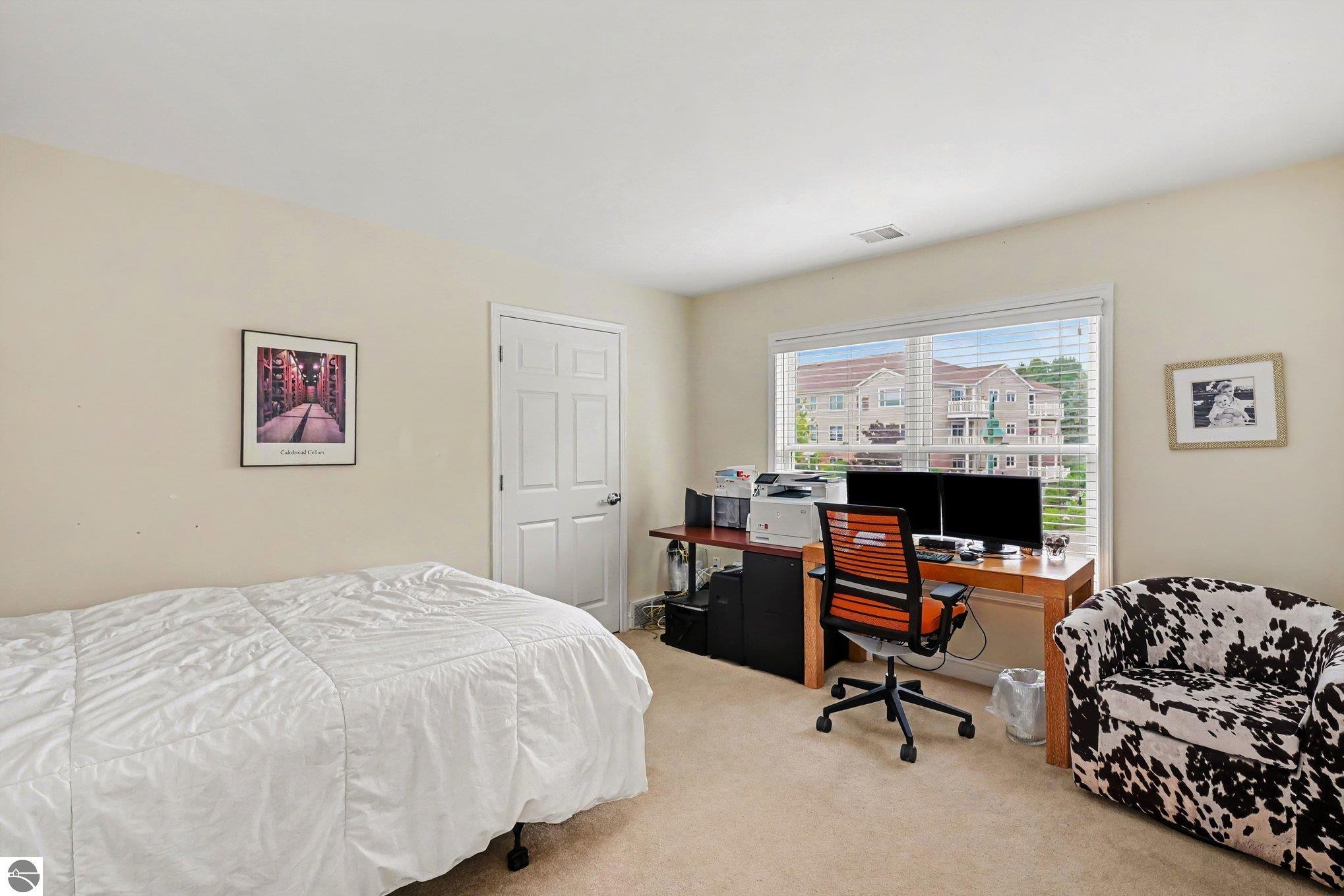 1011 Lake Ridge Drive