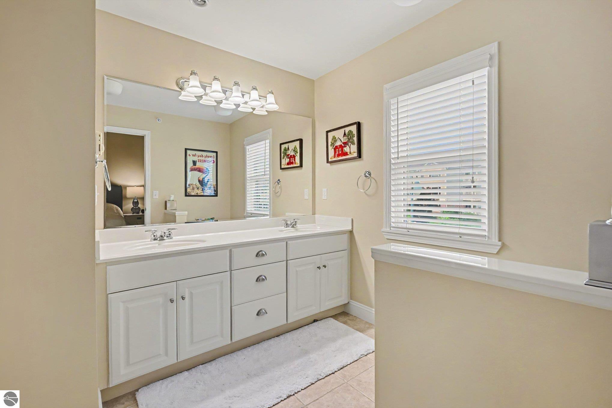1011 Lake Ridge Drive