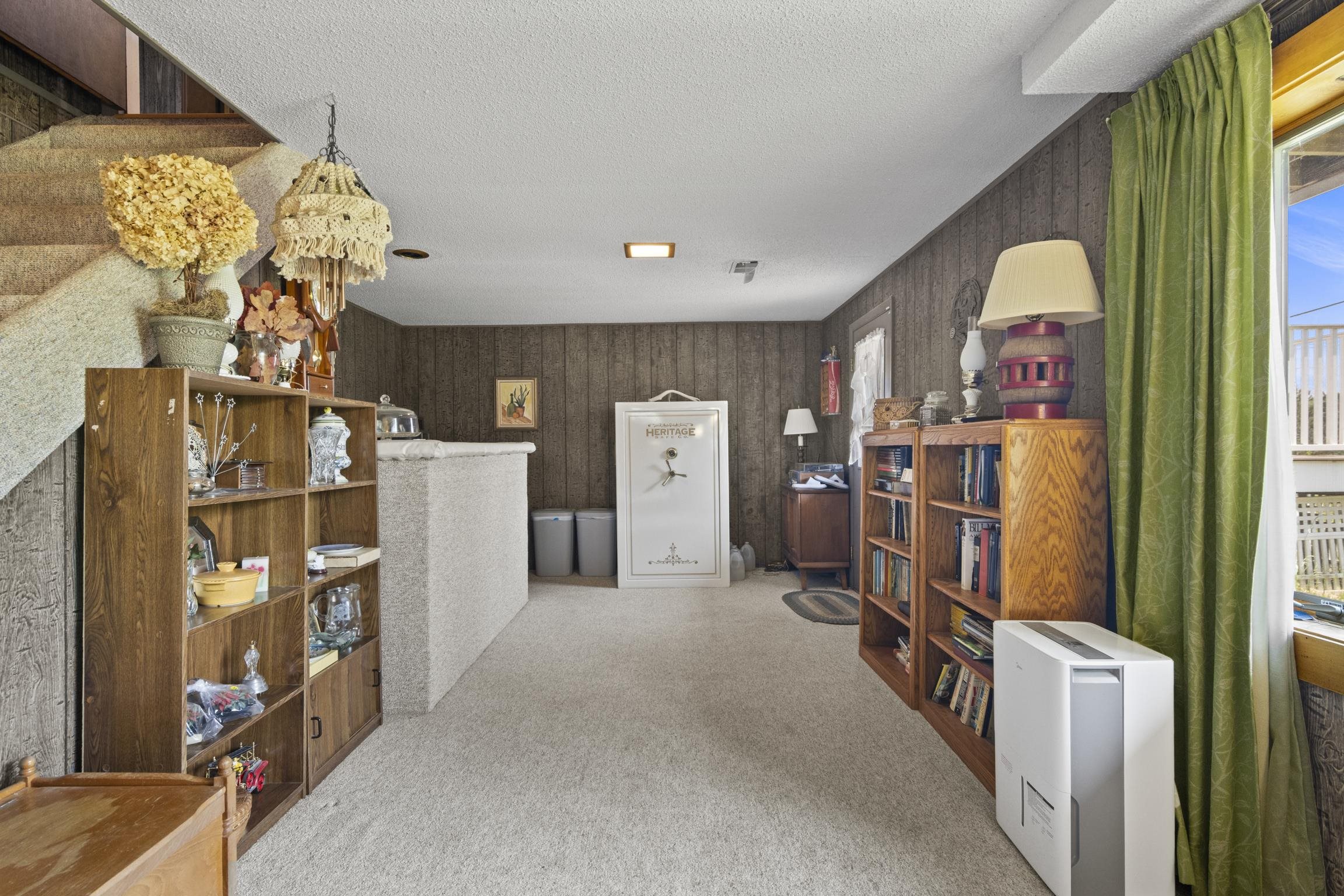 3218 Plum Valley Road NW