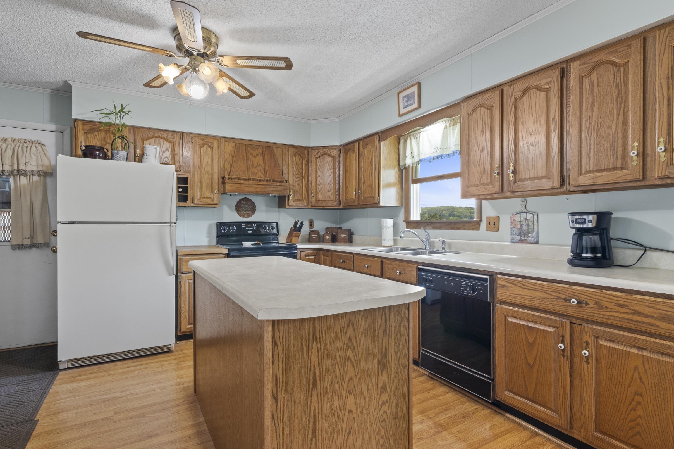 3218 Plum Valley Road NW