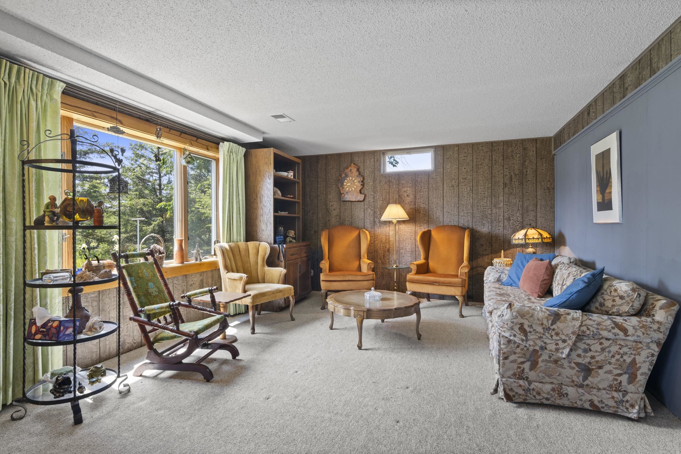 3218 Plum Valley Road NW