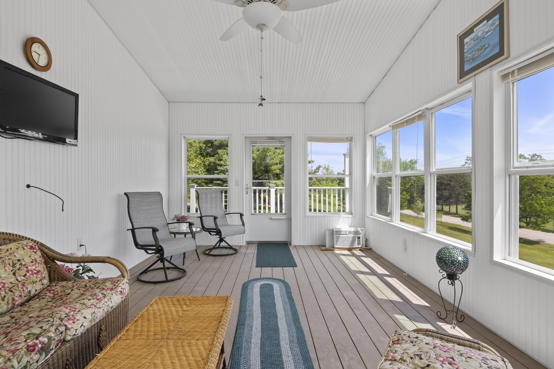 3218 Plum Valley Road NW