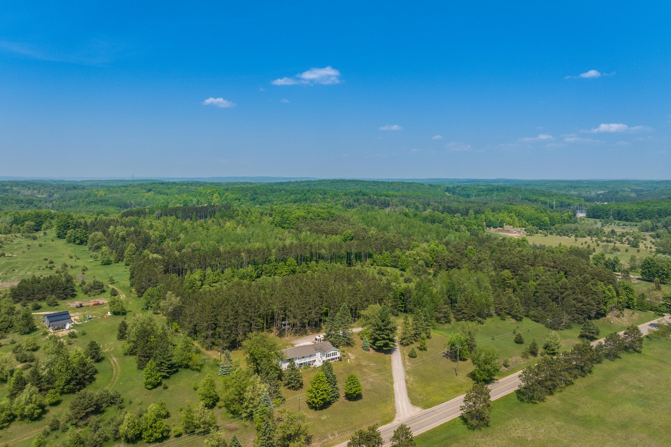 3218 Plum Valley Road NW