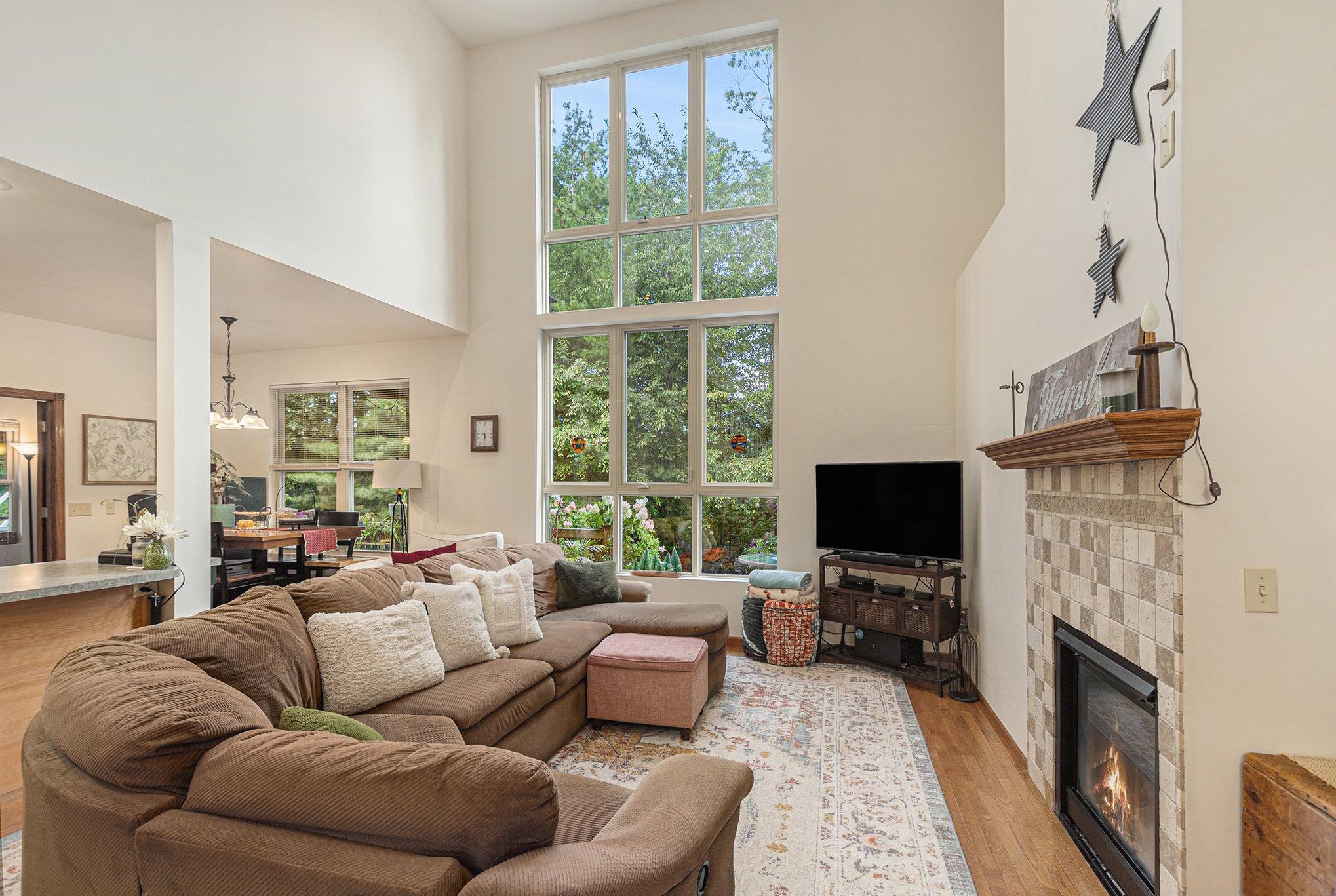 859 Pine Grove