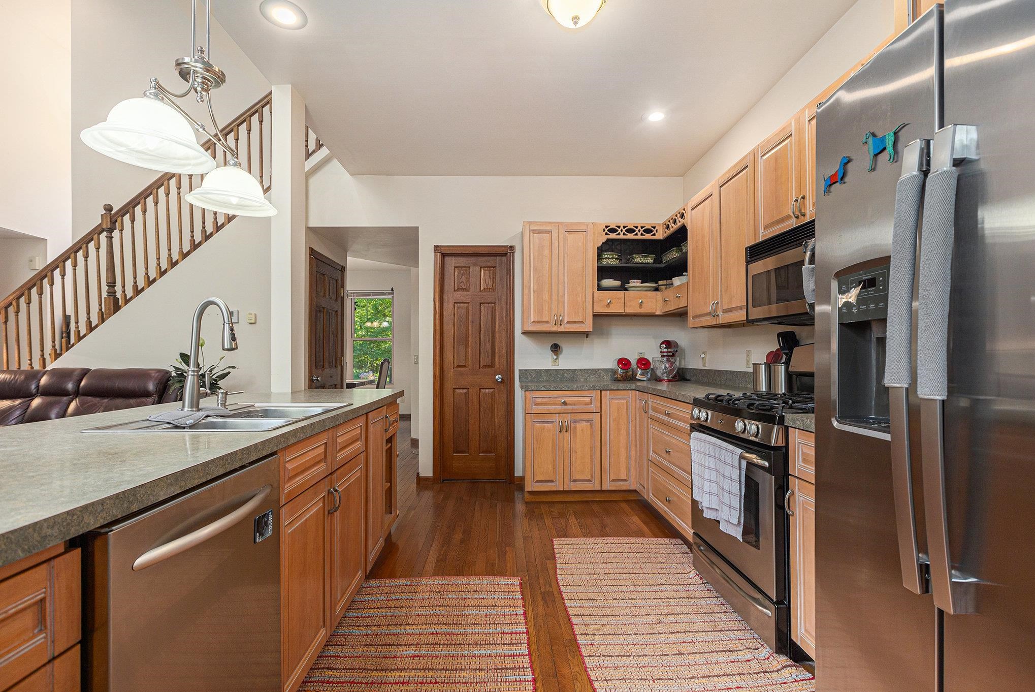 859 Pine Grove