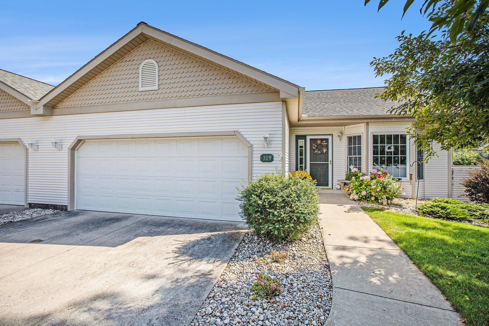309 Golf View Lane
