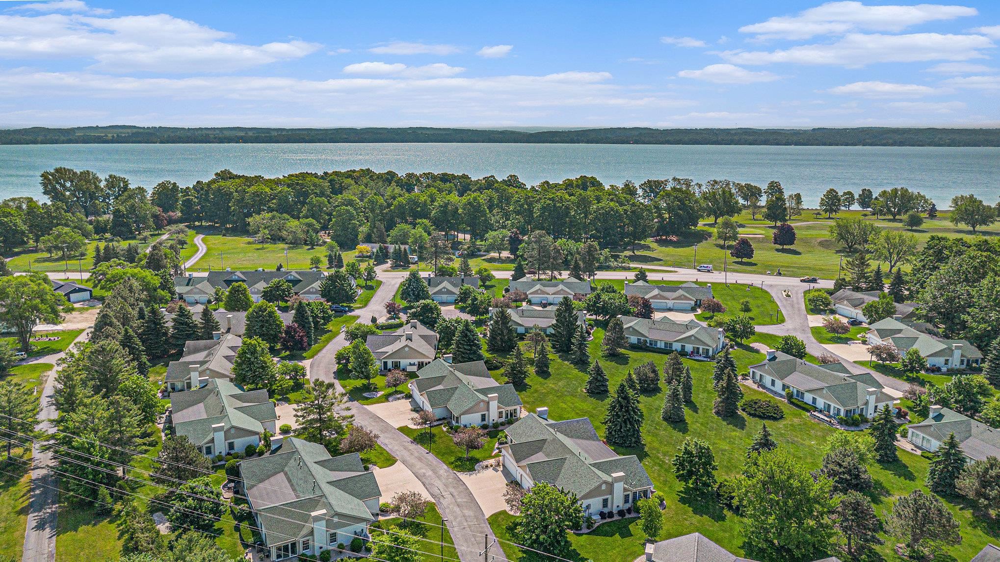 309 Golf View Lane
